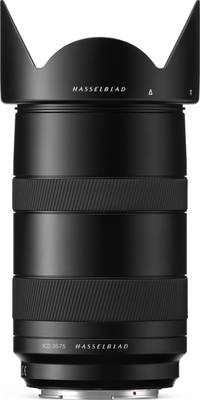 Hasselblad XCD 3.5-4.5/35-75 in schwarz mit Gegenlichtblende von oben
