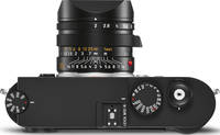 Leica APO-Summicron-M 1:2/35 mm Asph. in schwarz mit Gegenlichtblende an Leica M10 von oben