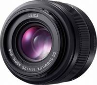 Panasonic Leica DG Summi­lux 25 mm F1.4 Asph. II (H-XA025) in schwarz von vorne links