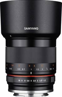 Samyang 35 mm F1.2 ED AS UMC CS in schwarz mit Gegenlichtblende von oben