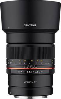 Samyang MF 85 mm F1.4 in schwarz mit Gegenlichtblende von oben