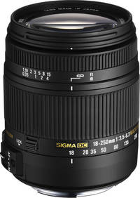 Sigma 18-250 mm F3.5-6.3 DC Makro OS HSM in schwarz von schräg oben Sigma 18-250 mm F3.5-6.3 DC Makro OS HSM in schwarz von schräg oben