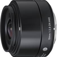 Sigma 19 mm F2.8 DN Art in schwarz von vorne links