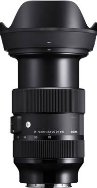 Sigma 24-70mm F2.8 DG DN ART in schwarz mit Gegenlichtblende ausgefahren von oben Sigma 24-70mm F2.8 DG DN ART in schwarz mit Gegenlichtblende ausgefahren von oben