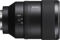 Sony FE 135mm F1.8 GM (SEL135F18GM) in schwarz von rechts Sony FE 135mm F1.8 GM (SEL135F18GM) in schwarz von rechts
