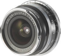 Voigtländer Color Skopar 21 mm / 1:3.5 Asph. von vorne links