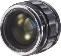 Voigtländer Nokton 50 mm / 1:1.2 Asph. in schwarz von vorne links