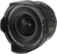 Voigtländer Super Wide Heliar 15 mm / 1:4.5 Asph. III in schwarz von vorne links Voigtländer Super Wide Heliar 15 mm / 1:4.5 Asph. III in schwarz von vorne links