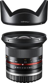 Walimex pro 12/2.0 in schwarz mit Gegenlichtblende von oben