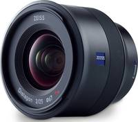 Zeiss Batis 2/25 in schwarz von vorne links
