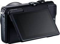Canon EOS M100 in schwarz mit EF M15-45STM mit Klappdisplay von hinten links