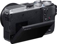 Canon EOS M6 Mark II in silber mit EF M 15-45mm und Klappdisplay von hinten links