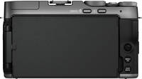 Fujifilm X-A7 in dunkelsilber mit verstecktem Display von hinten