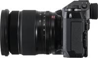 Fujifilm X-H1 in schwarz mit XF18-55 von links Fujifilm X-H1 in schwarz mit XF18-55 von links