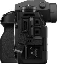 Fujifilm X-H2 in schwarz Anschlüsse von links Fujifilm X-H2 in schwarz Anschlüsse von links