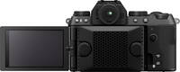 Fujifilm X-S20 in schwarz mit Schwenkdislplay und Lüfter von hinten