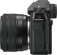Fujifilm X-T100 in schwarz mit XC15-45 von links Fujifilm X-T100 in schwarz mit XC15-45 von links