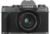 Fujifilm X-T200 in dark silver mit Fujinon XC 15-45mm von vorne