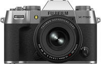 Fujifilm X-T50 in silber mit Fujinon XF16-50mm F28-48 R LM WR von vorne Fujifilm X-T50 in silber mit Fujinon XF16-50mm F28-48 R LM WR von vorne