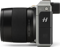 Hasselblad X1D 50C in silber mit XCD 45mm von links Hasselblad X1D 50C in silber mit XCD 45mm von links