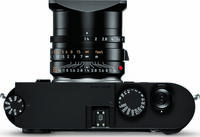 Leica M10 Monochrom (Typ 6376) in schwarz mit Summilux M 35mmF14 von oben