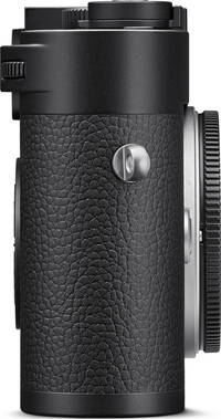 Leica M11-D (Typ 2221) in schwarz von rechts