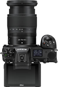 Nikon Z6 II in schwarz mit 24-70 und Klappdisplay von oben
