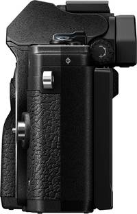 OM System OM-D E-M10 Mark IV in schwarz von links OM System OM-D E-M10 Mark IV in schwarz von links