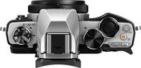 OM System OM-D E-M10 in silber von oben