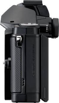 OM System OM-D E-M5 in schwarz von links OM System OM-D E-M5 in schwarz von links