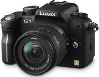 Panasonic Lumix DMC-G1 in schwarz mit G Vario 14-45 mm von vorne