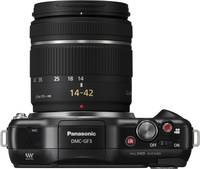 Panasonic Lumix DMC-GF3 in schwarz mit G Vario 14-42 mm von oben
