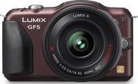 Panasonic Lumix DMC-GF5 in braun mit Vario 14-42 mm von vorne Panasonic Lumix DMC-GF5 in braun mit Vario 14-42 mm von vorne