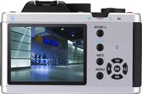 Pentax K-01 in silber von hinten Pentax K-01 in silber von hinten