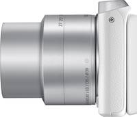 Samsung NX mini in weiß mit 9-27 mm von links