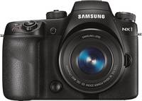 Samsung NX1 in schwarz mit 16-50 mm von vorne