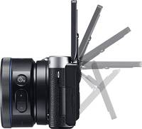 Samsung NX500 in schwarz mit 16-50 mm und Klappdisplay von links Samsung NX500 in schwarz mit 16-50 mm und Klappdisplay von links