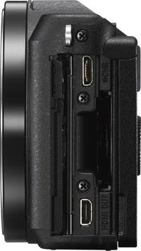 Sony Alpha 5100 in schwarz von links offen