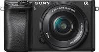 Sony Alpha 6300 in schwarz mit SEL P 16-50 von vorne