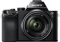 Sony Alpha 7 in schwarz mit SEL 2870 von vorne