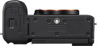 Sony Alpha 7C II in schwarz von unten