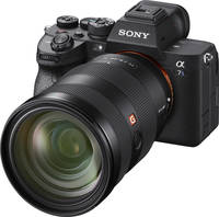 Sony Alpha 7S III in schwarz mit SEL2470GM von schräg vorne links Sony Alpha 7S III in schwarz mit SEL2470GM von schräg vorne links