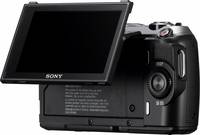 Sony Alpha NEX-C3 in schwarz mit Klappdisplay von hinten rechts Sony Alpha NEX-C3 in schwarz mit Klappdisplay von hinten rechts