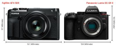 Größenvergleich: Fujifilm GFX 50R vs. Panasonic Lumix DC-G9 II Größenvergleich: Fujifilm GFX 50R vs. Panasonic Lumix DC-G9 II