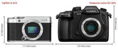 Größenvergleich: Fujifilm X-A10 vs. Panasonic Lumix DC-GH5 Größenvergleich: Fujifilm X-A10 vs. Panasonic Lumix DC-GH5