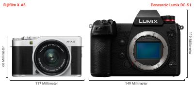 Größenvergleich: Fujifilm X-A5 vs. Panasonic Lumix DC-S1 Größenvergleich: Fujifilm X-A5 vs. Panasonic Lumix DC-S1