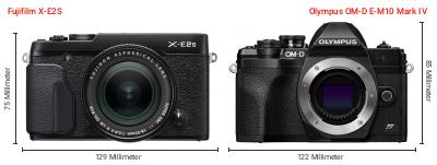 Größenvergleich: Fujifilm X-E2S vs. OM System OM-D E-M10 Mark IV Größenvergleich: Fujifilm X-E2S vs. OM System OM-D E-M10 Mark IV