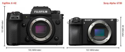 Größenvergleich: Fujifilm X-H2 vs. Sony Alpha 6700 Größenvergleich: Fujifilm X-H2 vs. Sony Alpha 6700