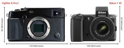 Größenvergleich: Fujifilm X-Pro1 vs. Nikon 1 V2 Größenvergleich: Fujifilm X-Pro1 vs. Nikon 1 V2