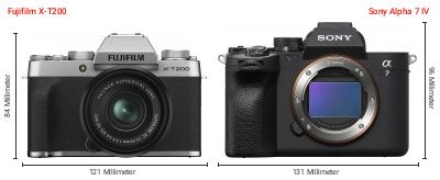 Größenvergleich: Fujifilm X-T200 vs. Sony Alpha 7 IV Größenvergleich: Fujifilm X-T200 vs. Sony Alpha 7 IV